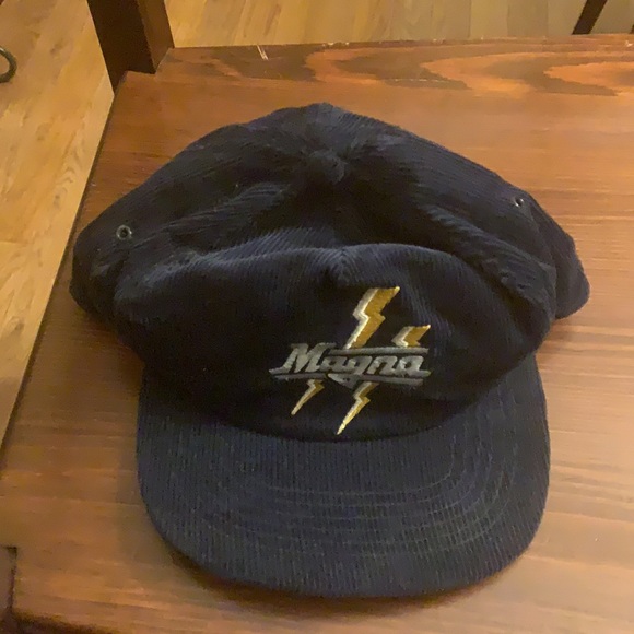 Vintage Magna Blue Cap - Picture 4 of 16